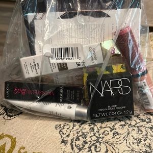 NWT ULTA MAKEUP SAMPLE PACK 💄🎨💋💅